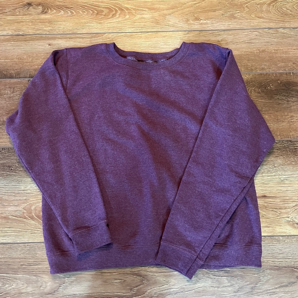 Purple Hanes crewneck medium